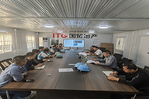 江蘇宏嘉公司總經(jīng)理葉明武同志率隊(duì)參加廈門國貿(mào)項(xiàng)目、偉星項(xiàng)目及華潤項(xiàng)目建設(shè)單位組織召開的項(xiàng)目研討會