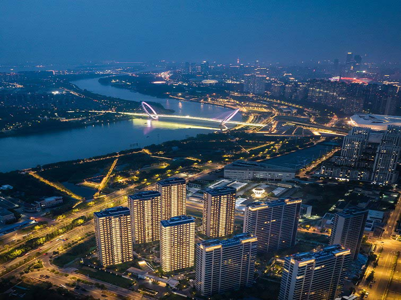 時(shí)光潤(rùn)色  自成高峰——江蘇宏嘉公司承接的高端科技住宅項(xiàng)目引領(lǐng)行業(yè)新潮流